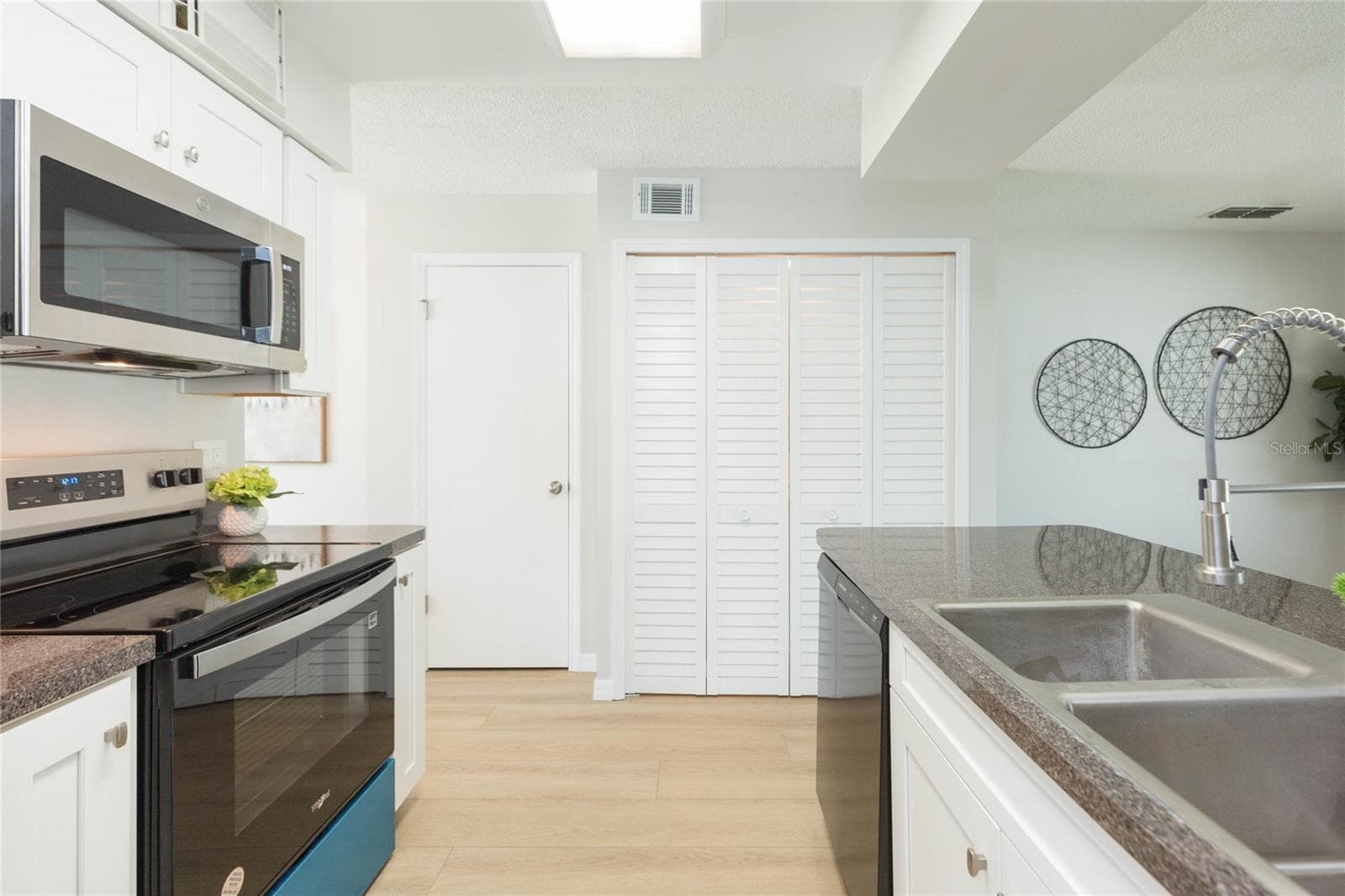 14032 Lemon Valley Pl photo 5