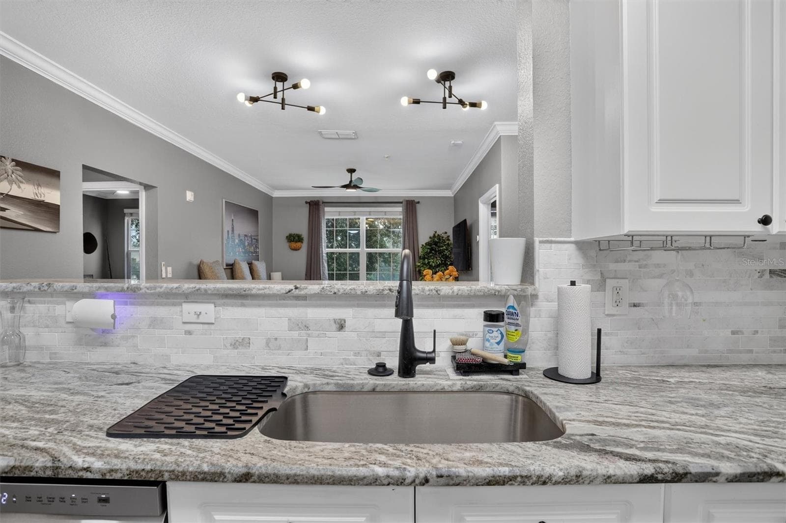 4221 W Spruce St #2215 photo 3