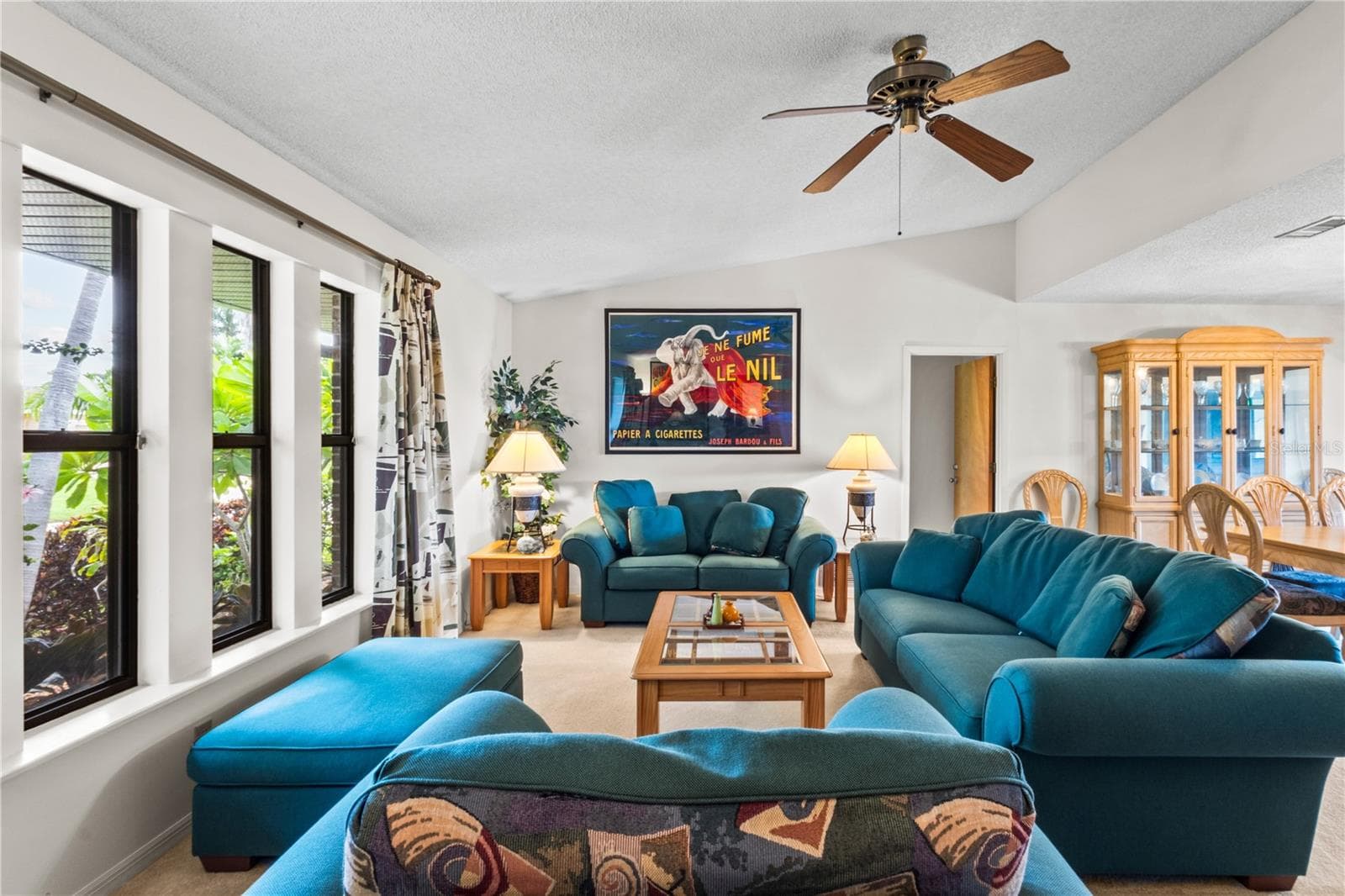 4612 Coral Lake Dr photo 4