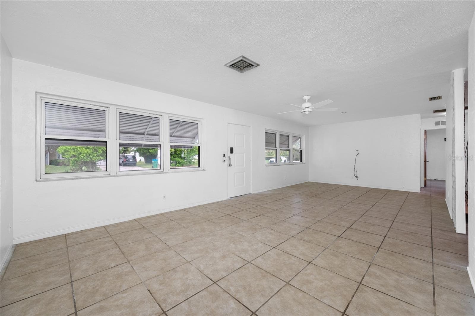 5695 Lime Way photo 3