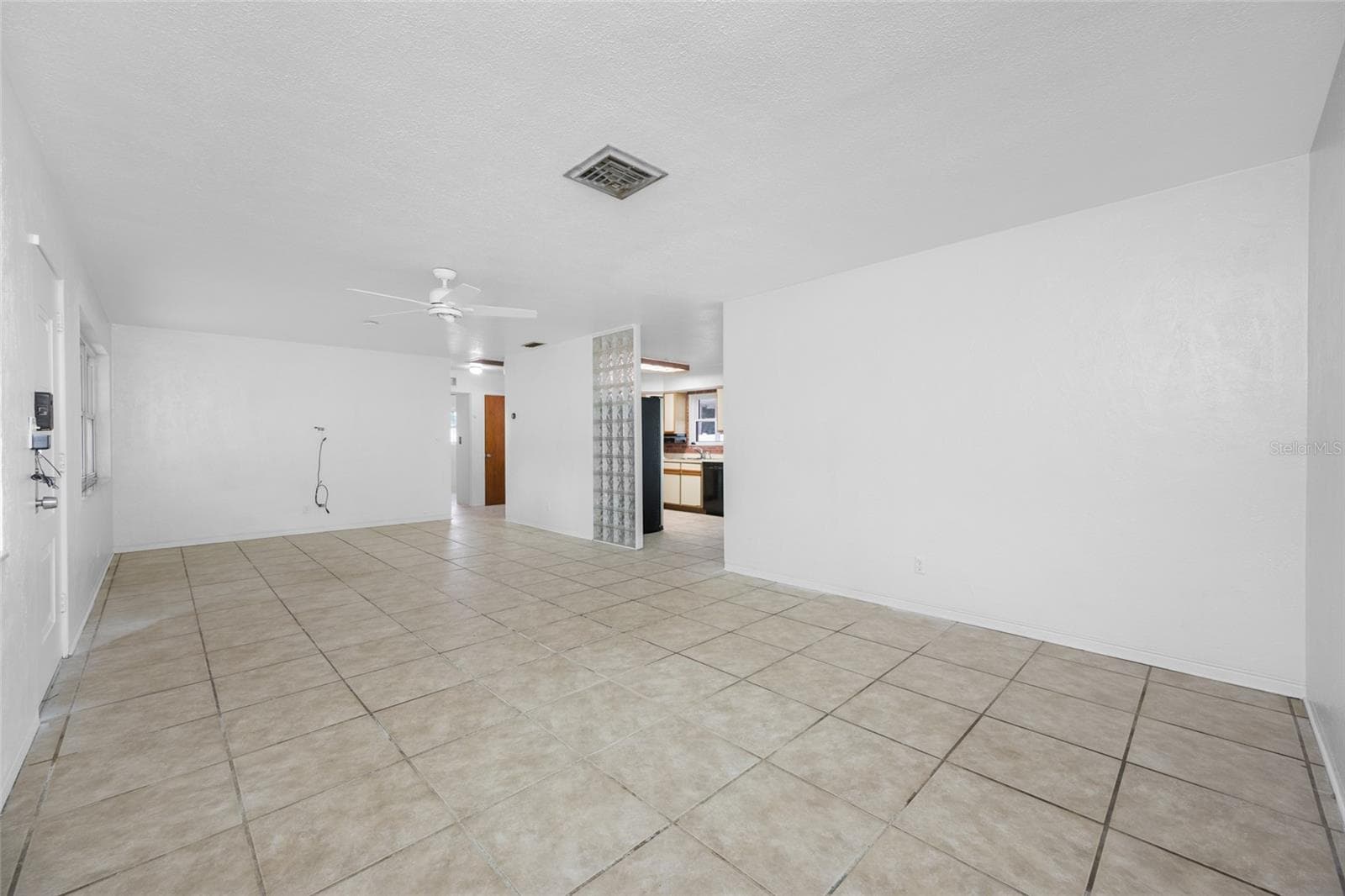 5695 Lime Way photo 4