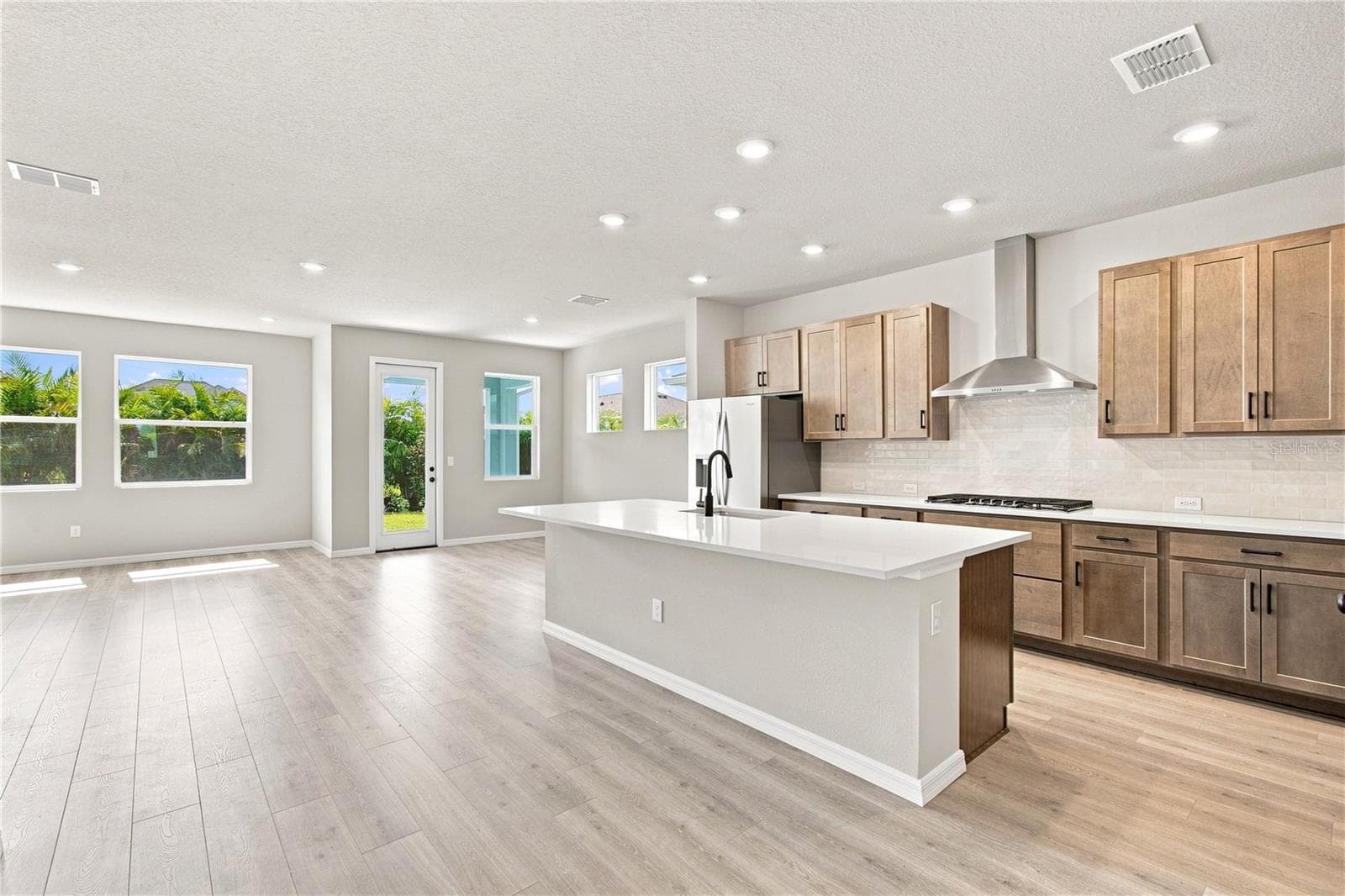 5133 Creek Sand Dr photo 3
