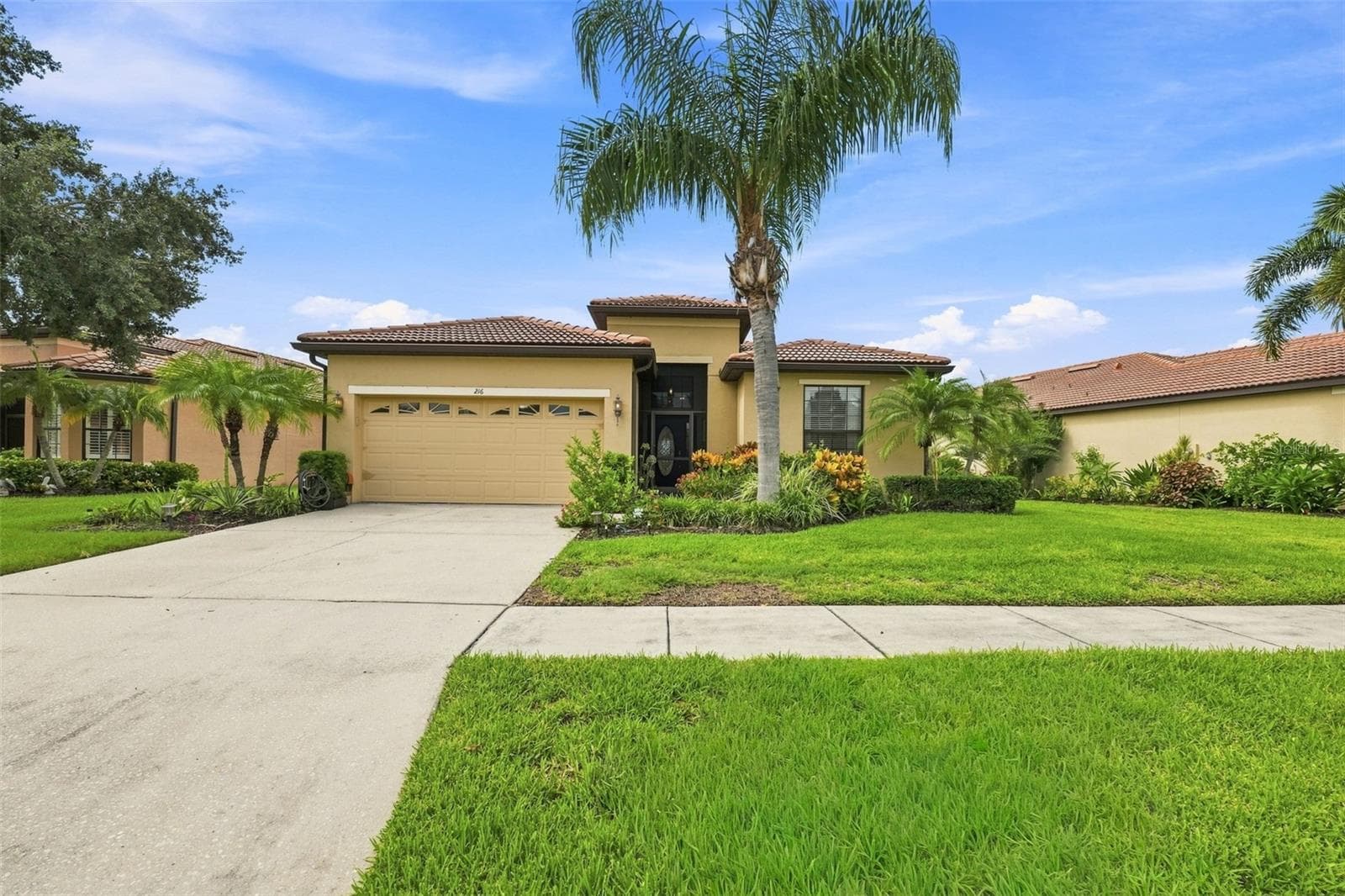 216 Silver Falls Dr