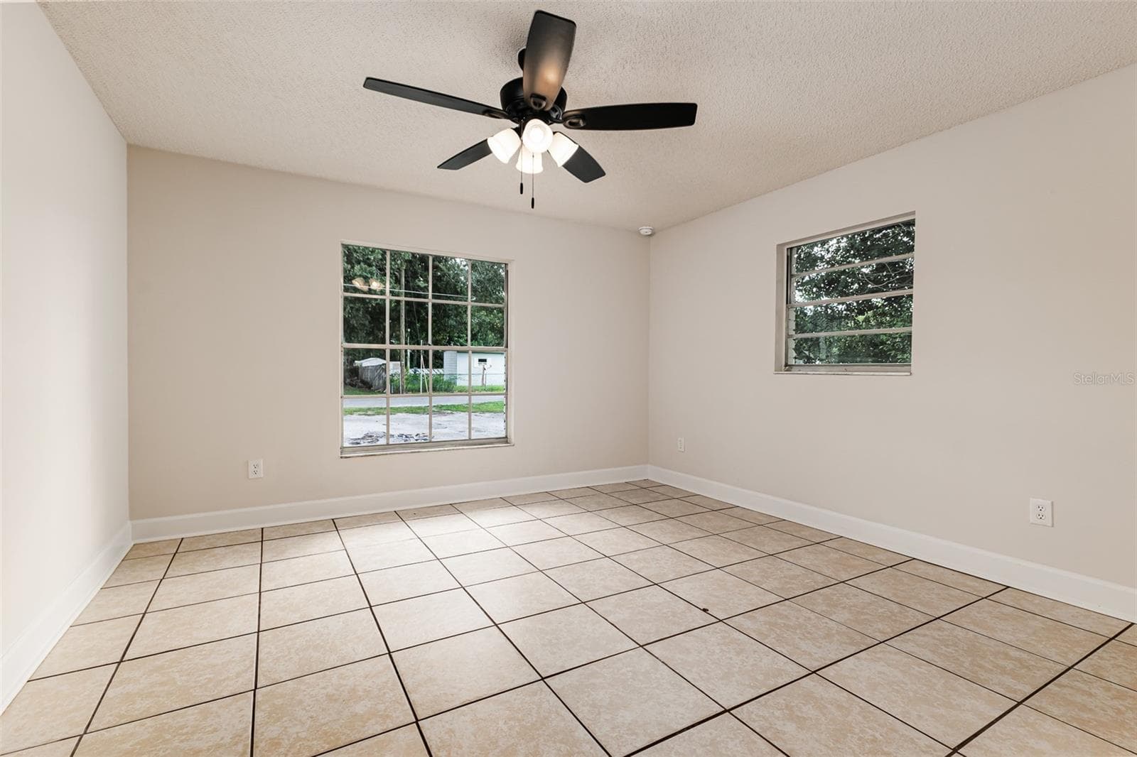 203 Woodland Trl photo 5