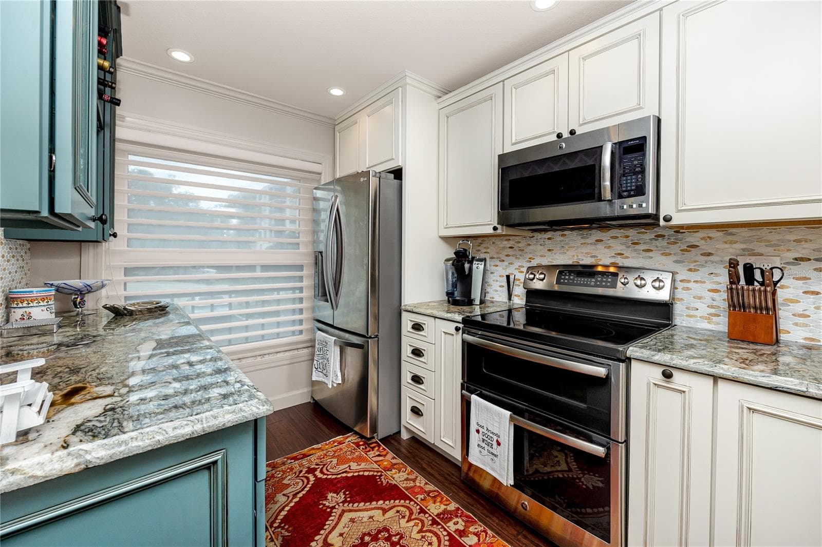6177 Sun Blvd #202 photo 4