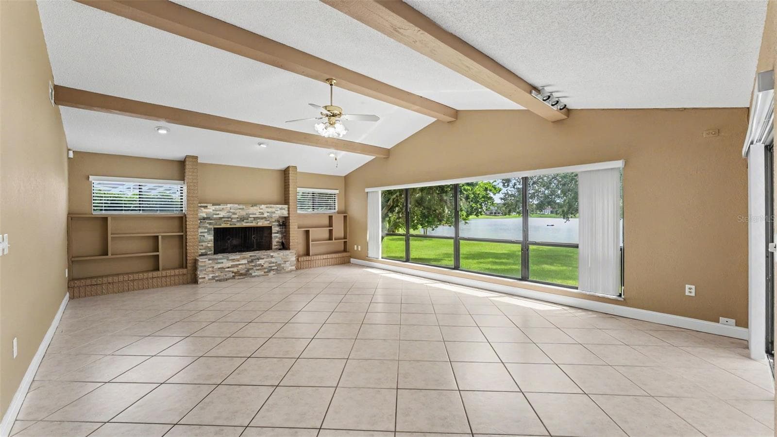 2871 Hammock Dr photo 5