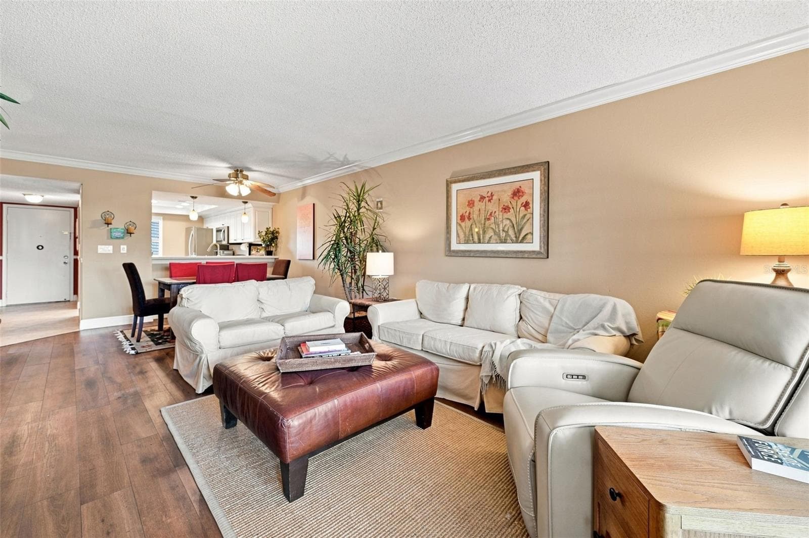 221 Nina Way #61 photo 4