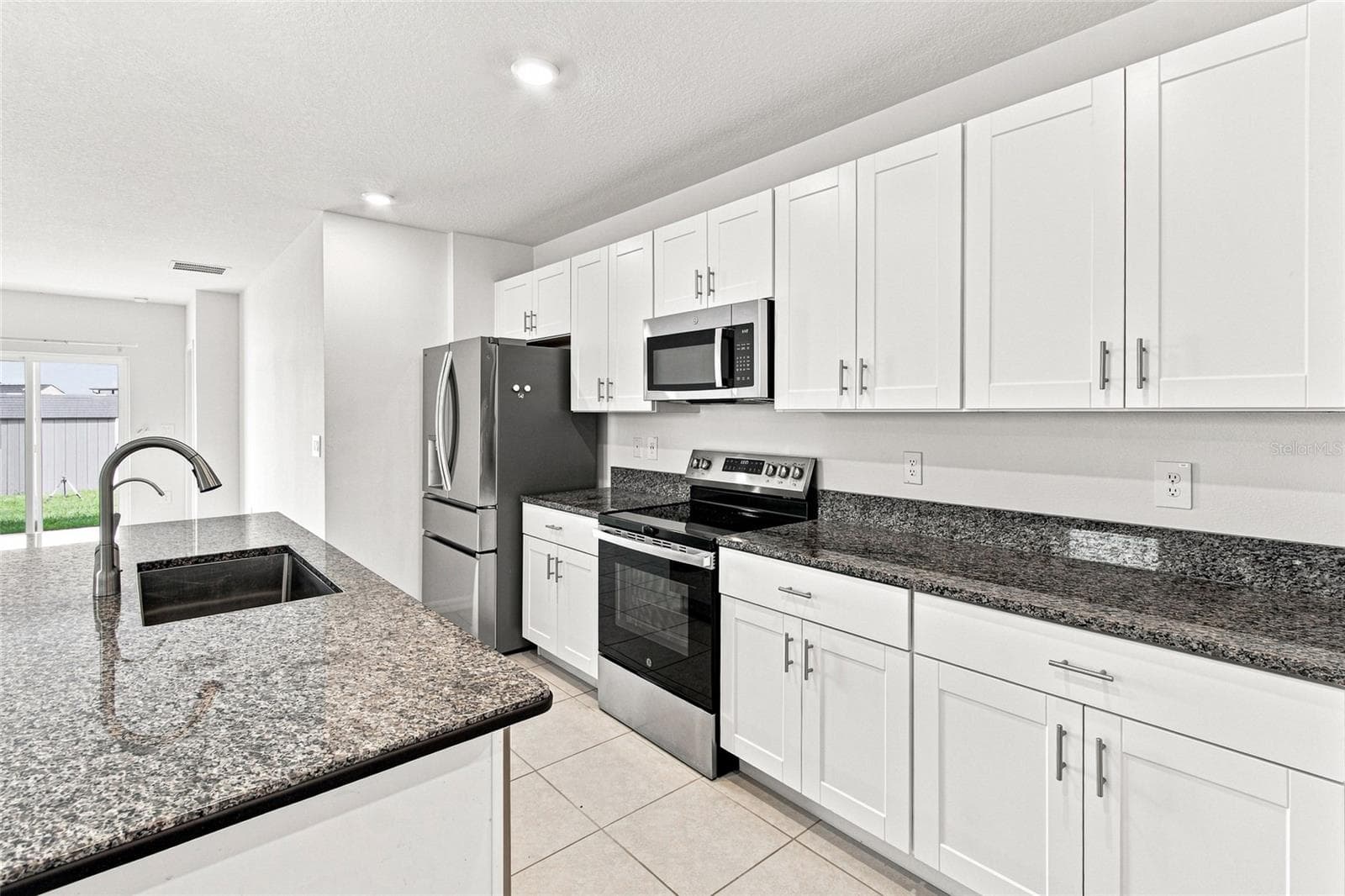 13659 Newbridge St photo 3