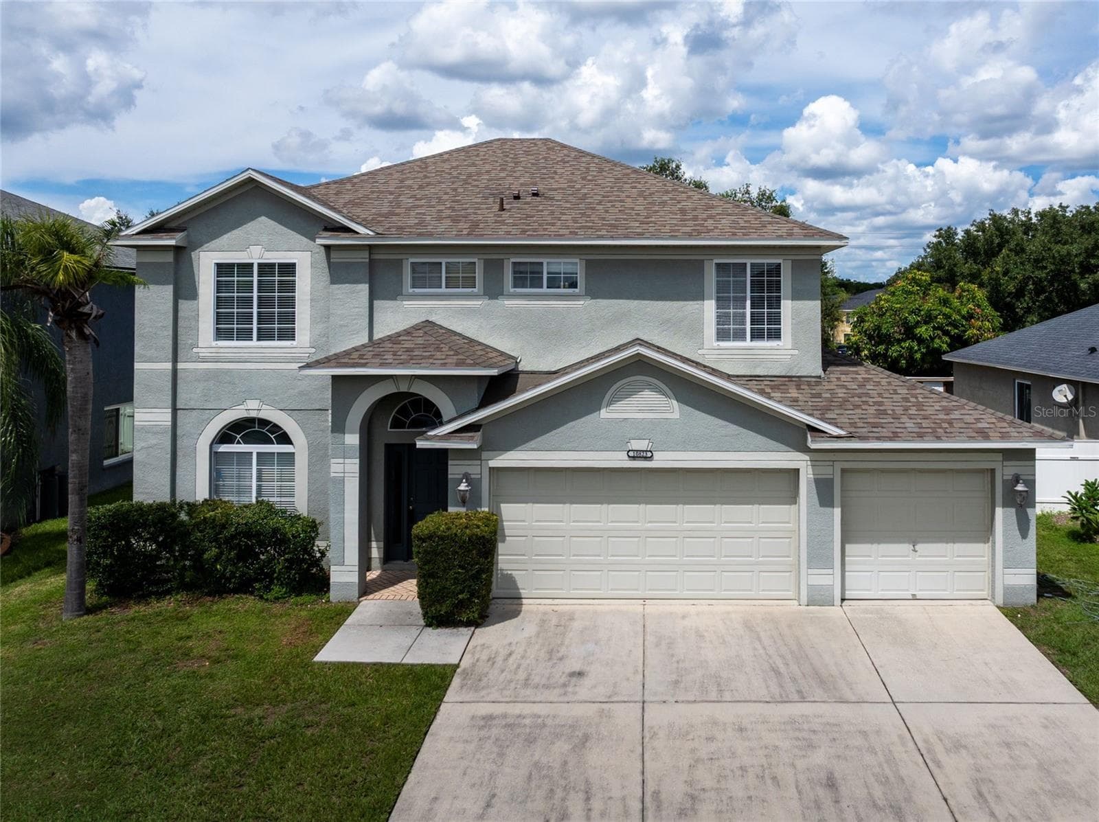 10823 Hoffner Edge Dr photo 2