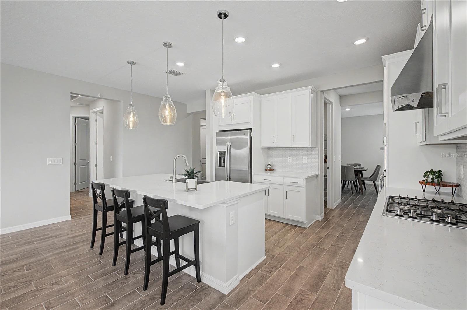 10938 Fieldstone Dr photo 3