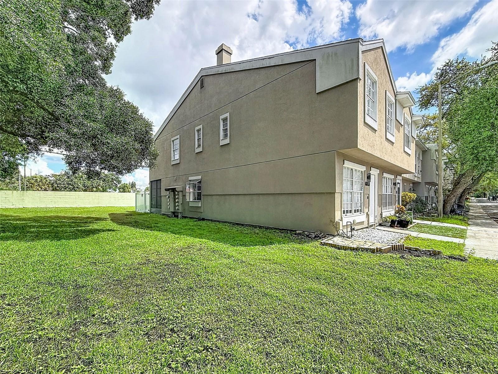 6601 121st Ave #J photo 3