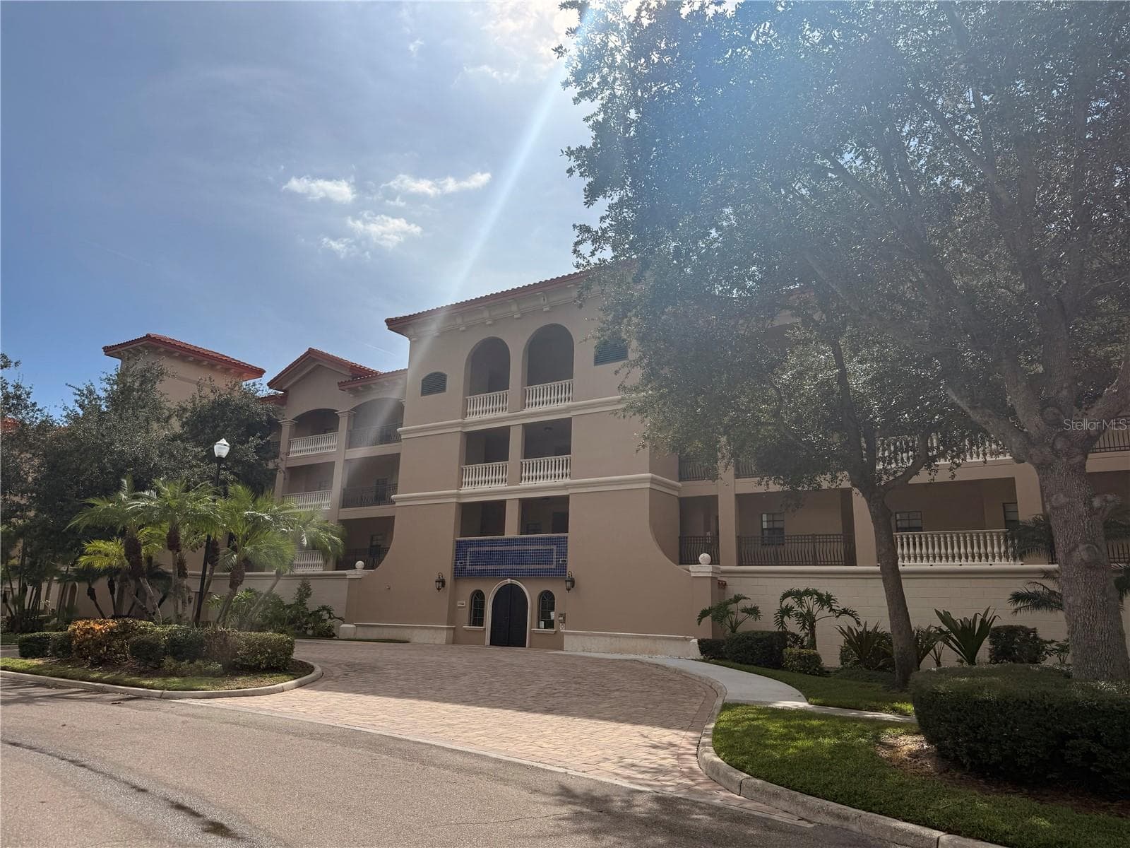 7702 Lake Vista CT #303