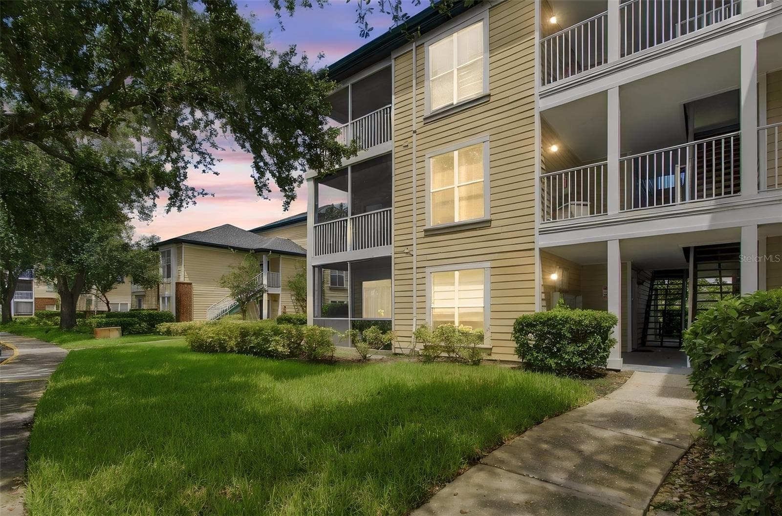4115 Chatham Oak CT #215