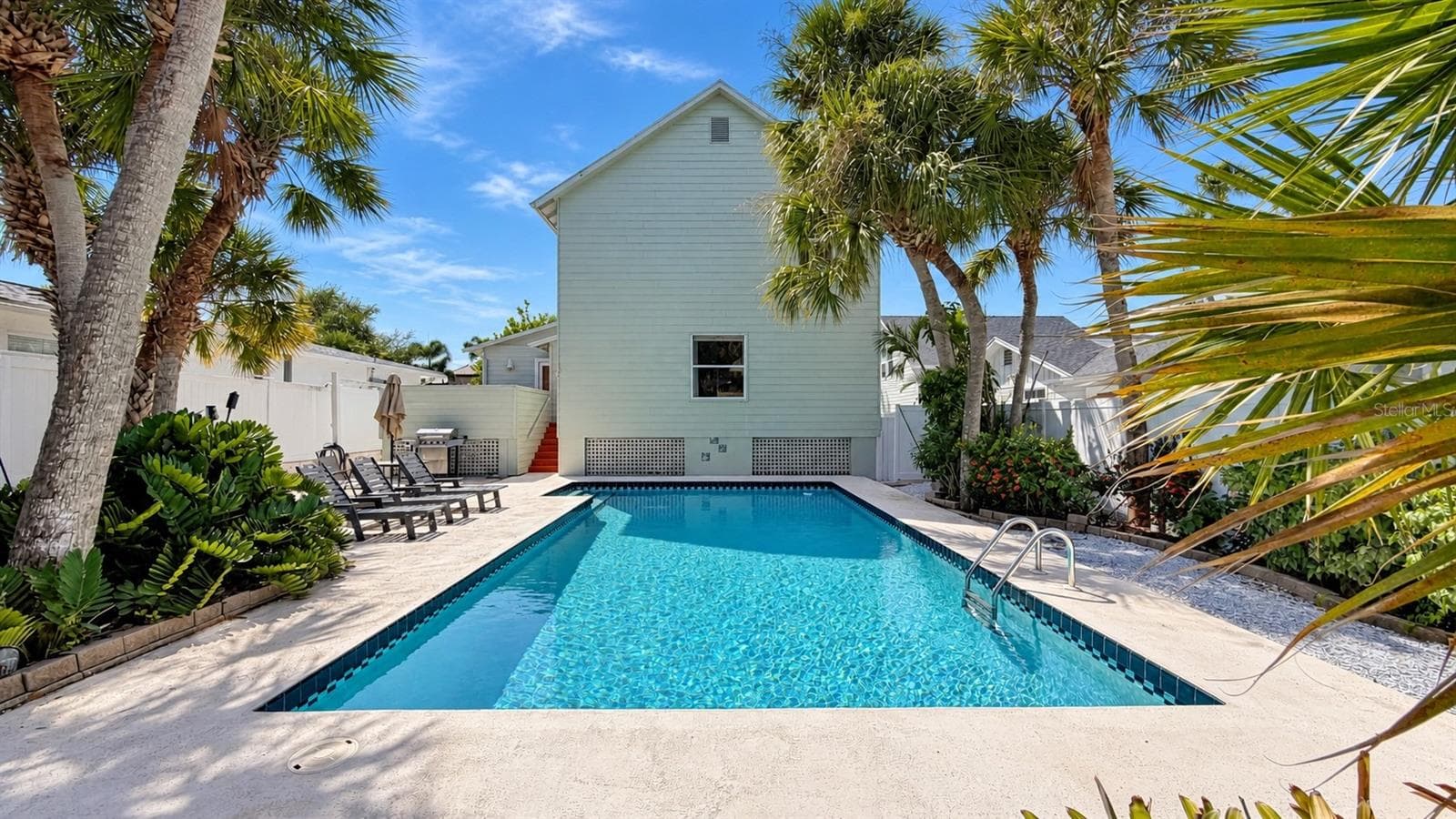 5157 Sandy Beach Ave photo 5