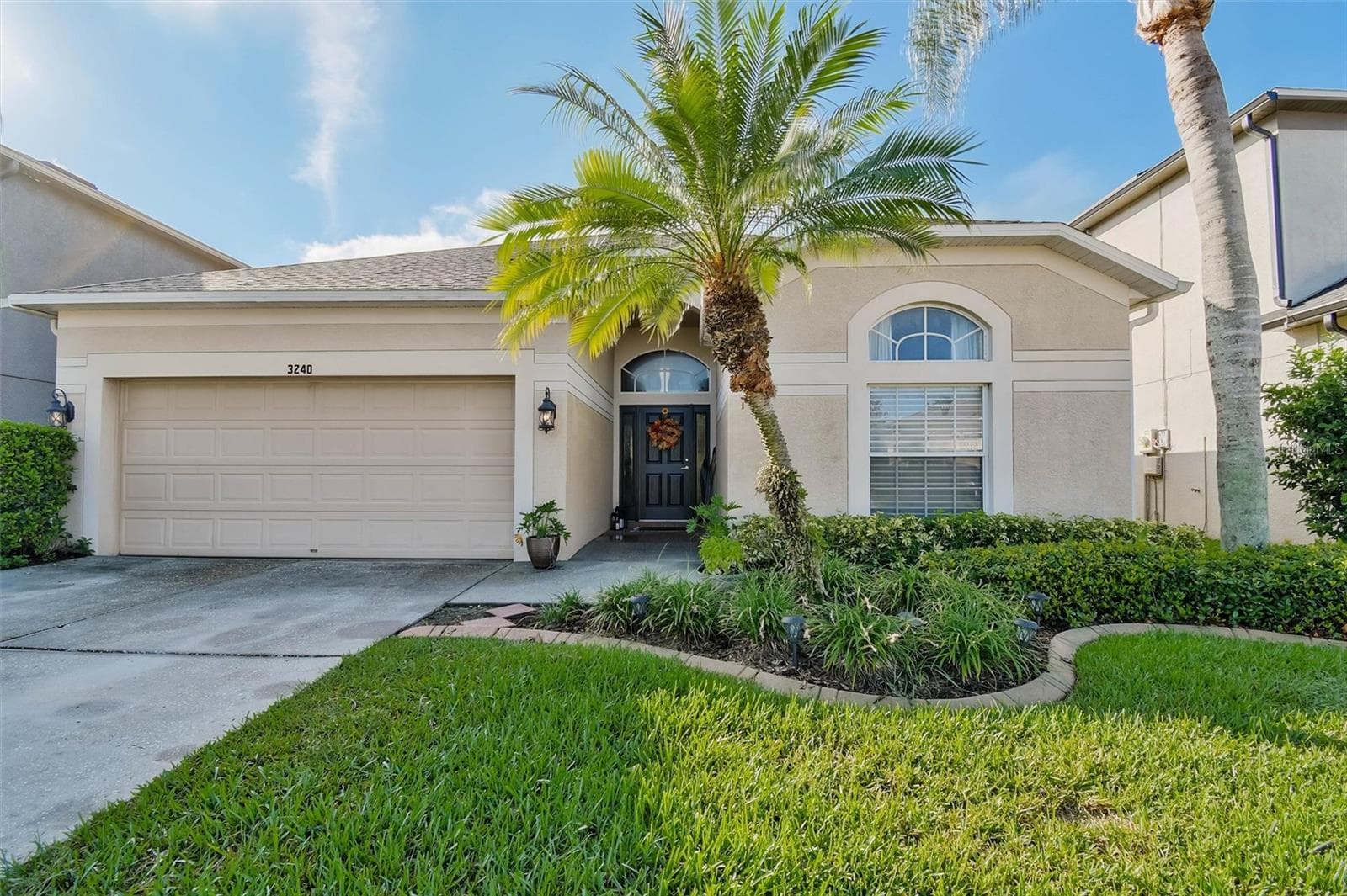 3240 Downan Point Dr photo 2