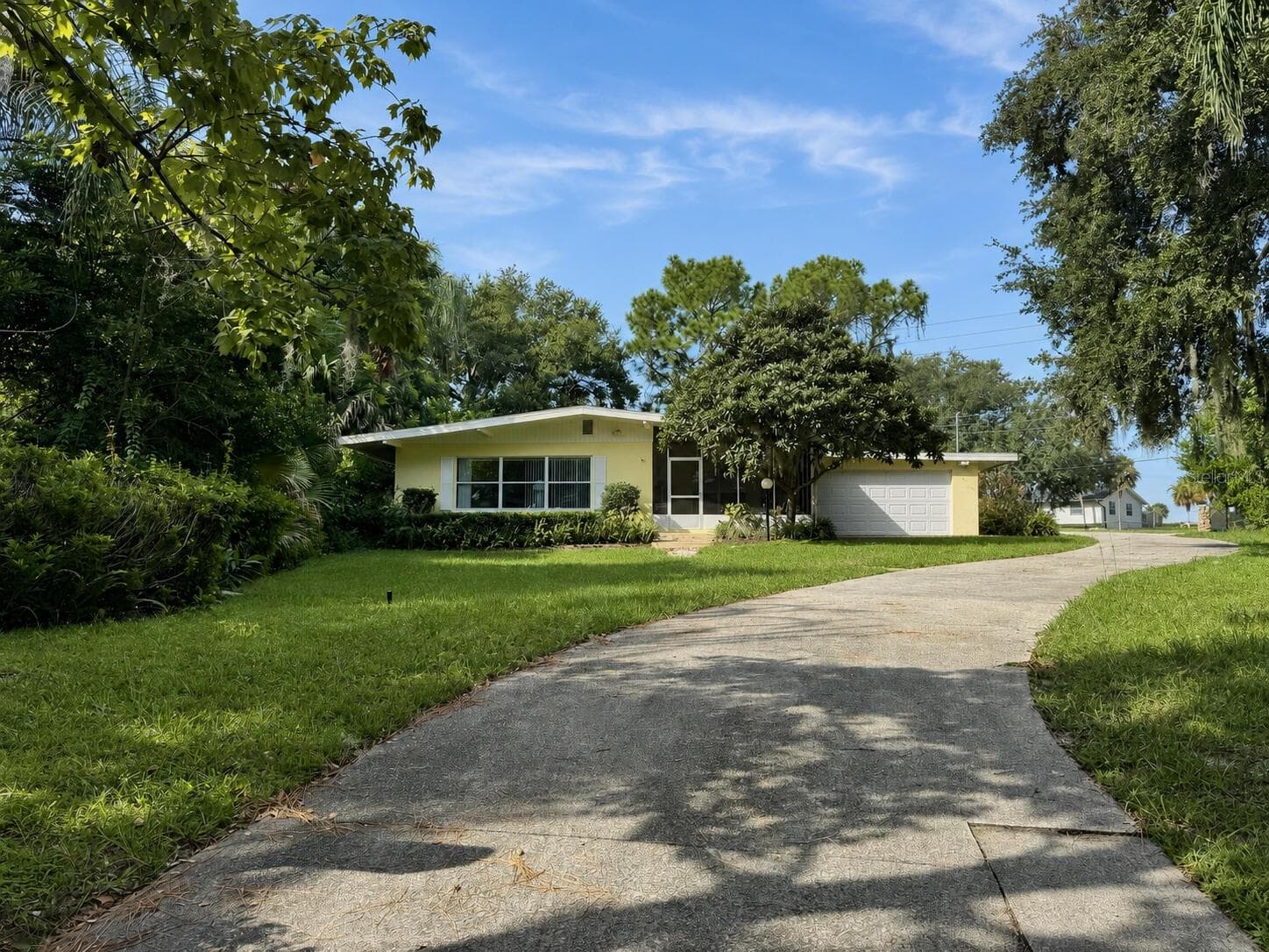 2510 Cypress Gardens Blvd photo 3