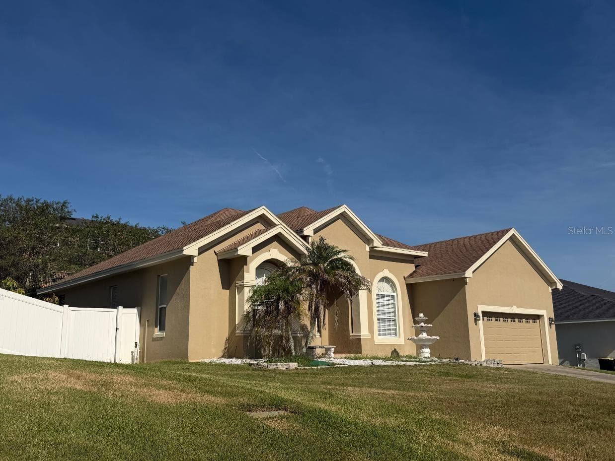 5667 Vintage View Ave