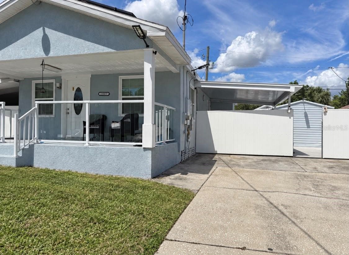 2907 W Palmetto St photo 3