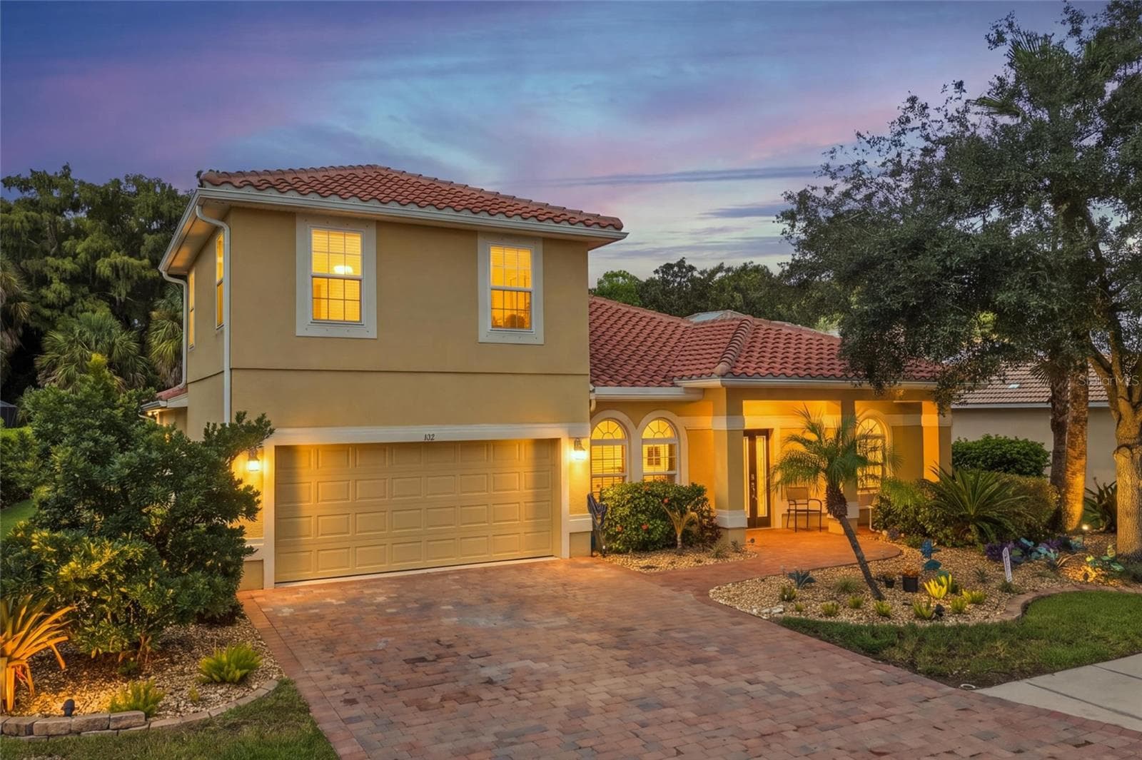 412 Golden Harbour Trl