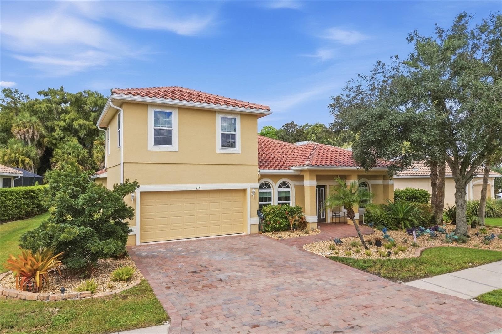 412 Golden Harbour Trl photo 2