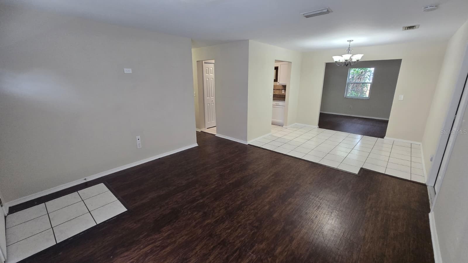 3012 E Waters Ave photo 5