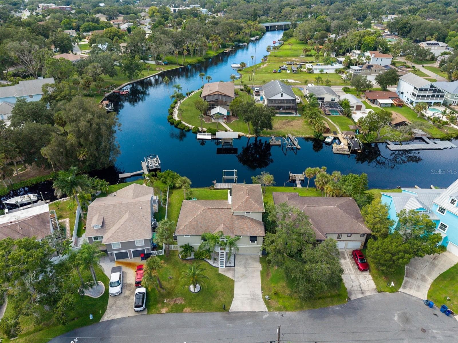 5517 Tropic Dr photo 2