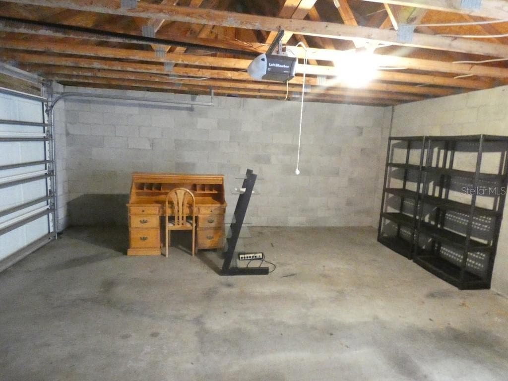 11506 Fountainhead Dr photo 2
