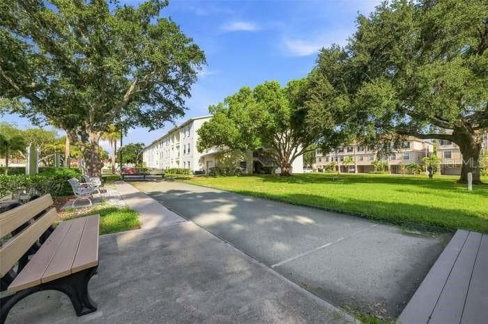 2700 Bayshore Blvd #2308 photo 2