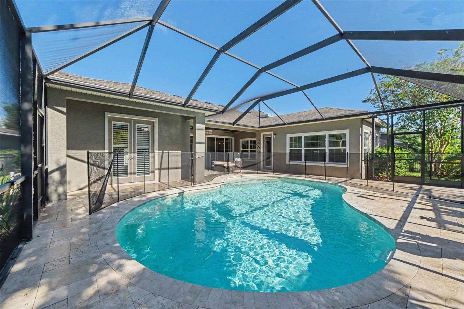 5806 Shell Ridge Dr photo 2