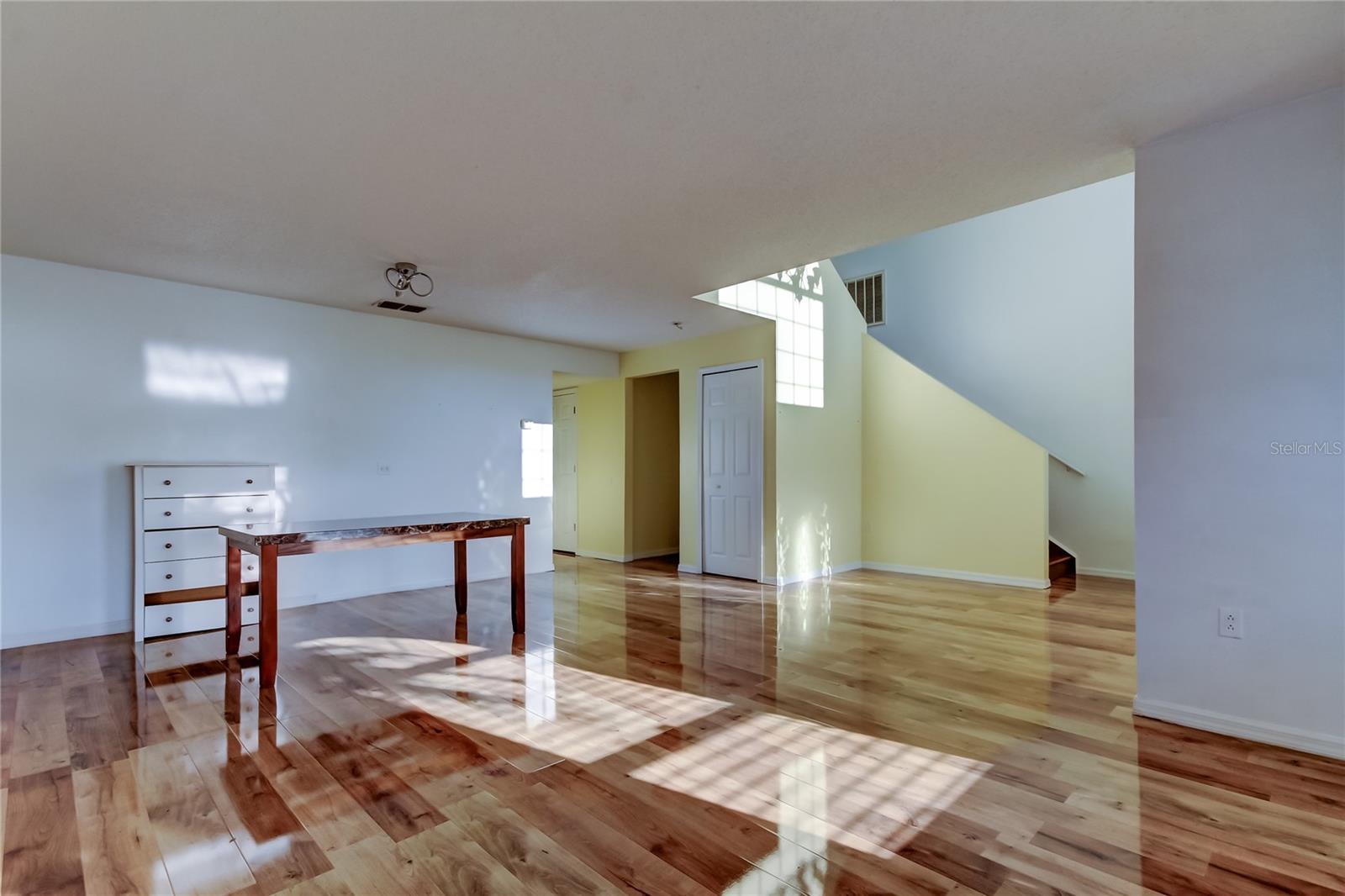 11309 Outrigger Ave