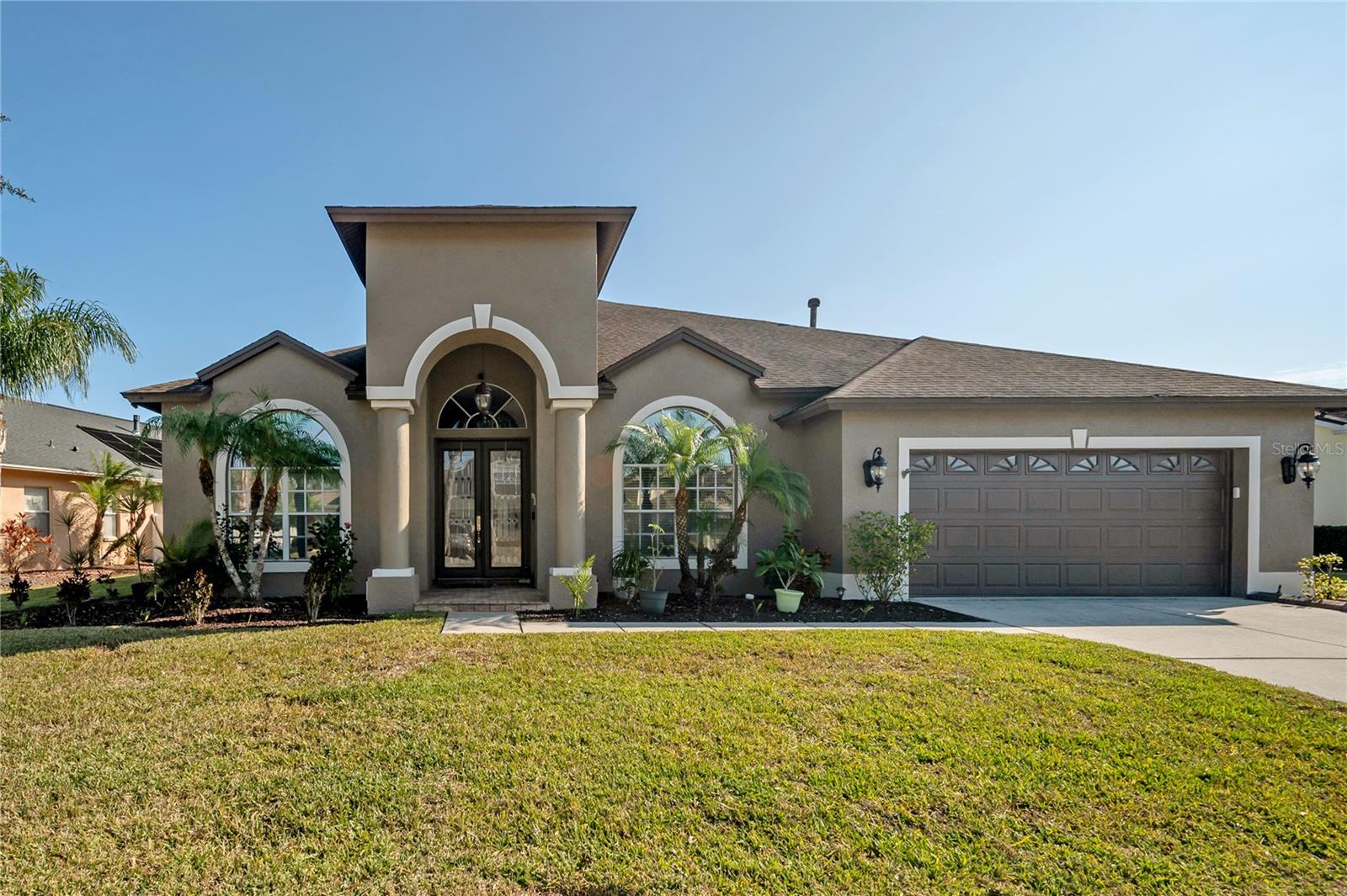 10126 Londonshire Ln photo 1