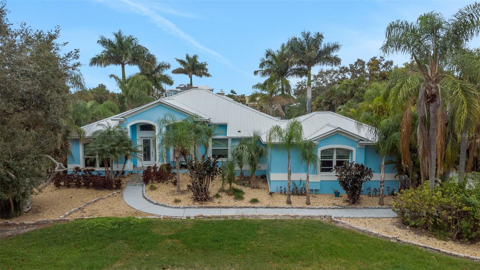 424 Island Cay Way