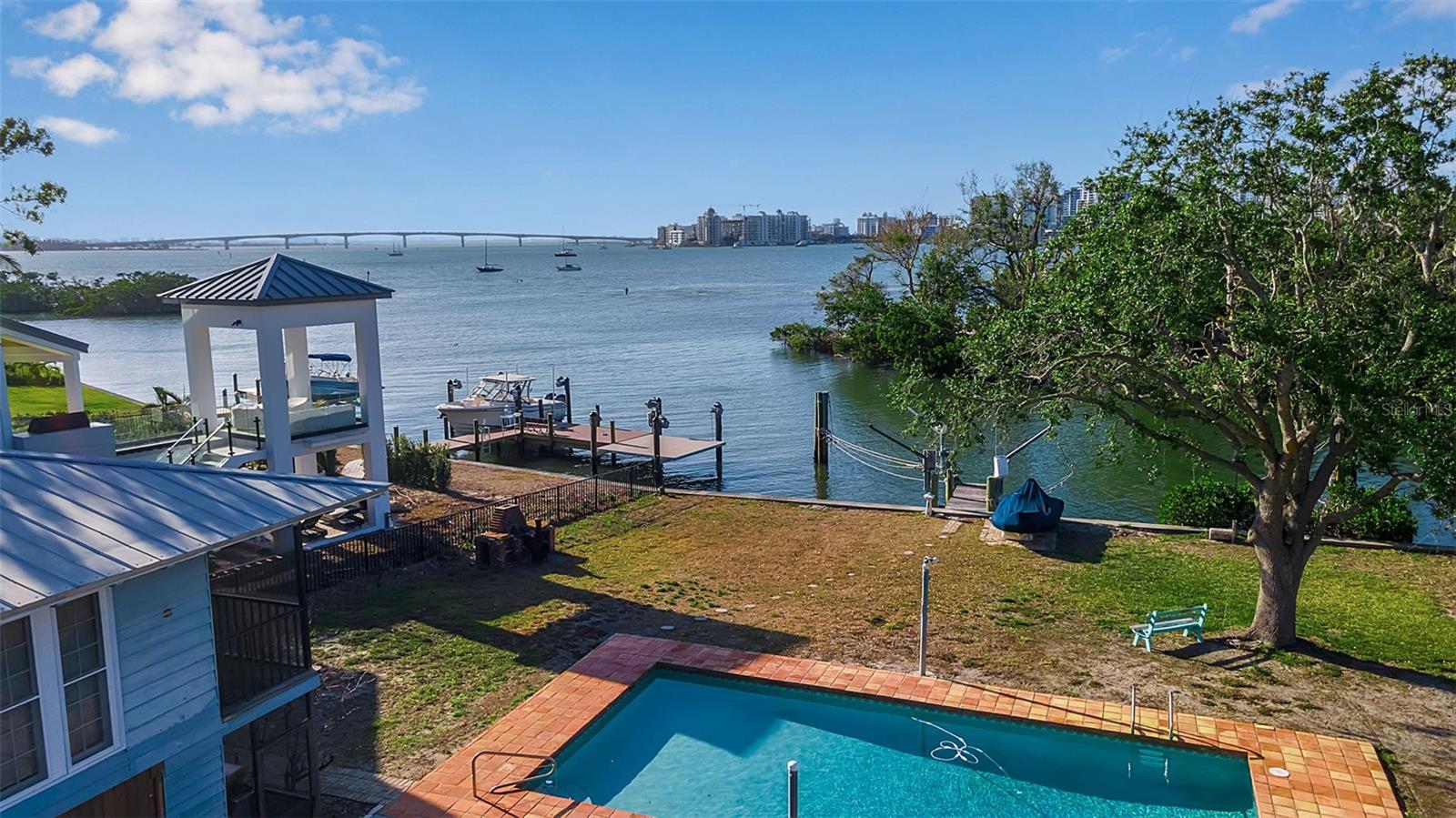 1479 Bay Point Dr