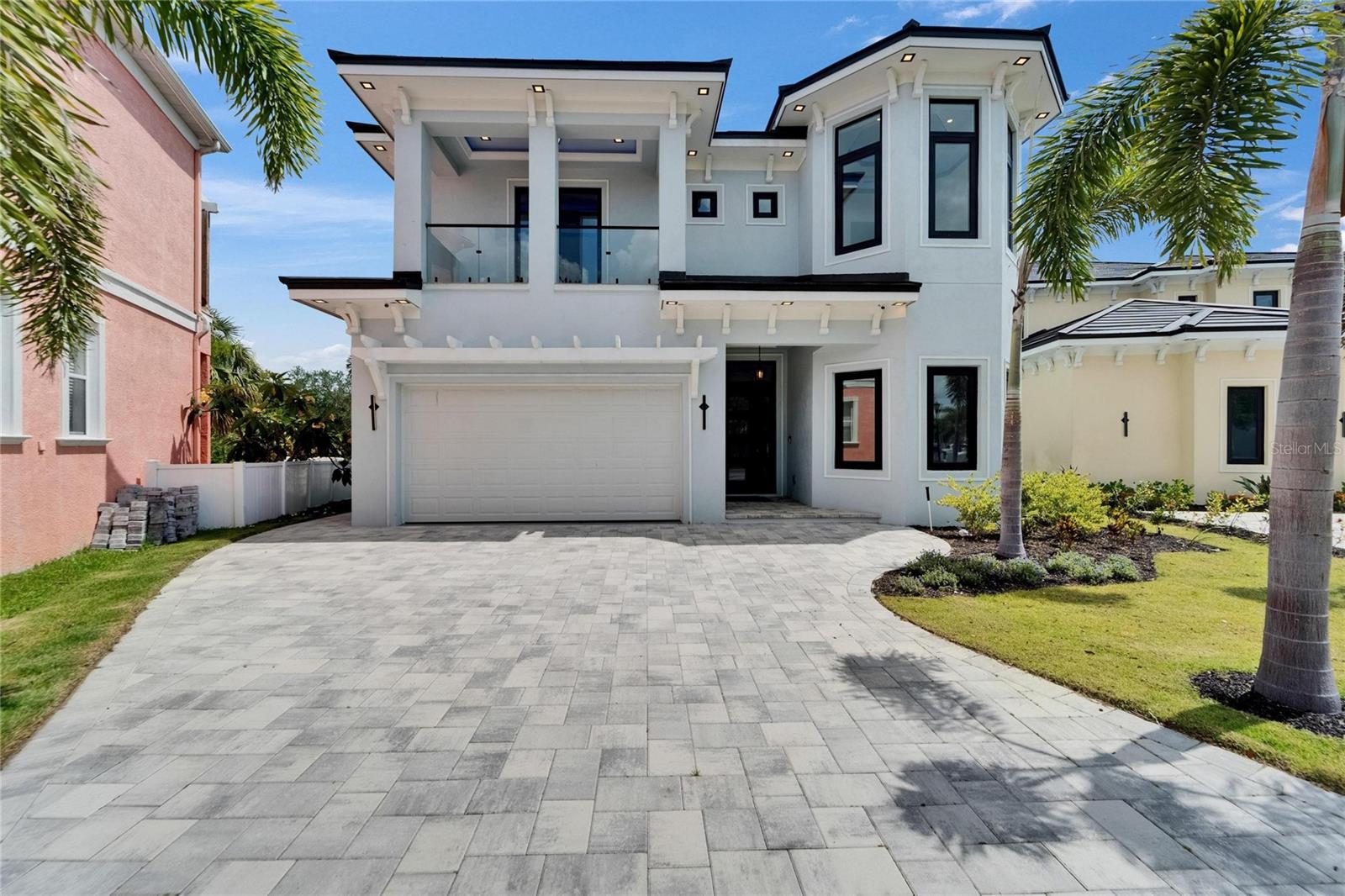 6520 Simone Shores Cir photo 1