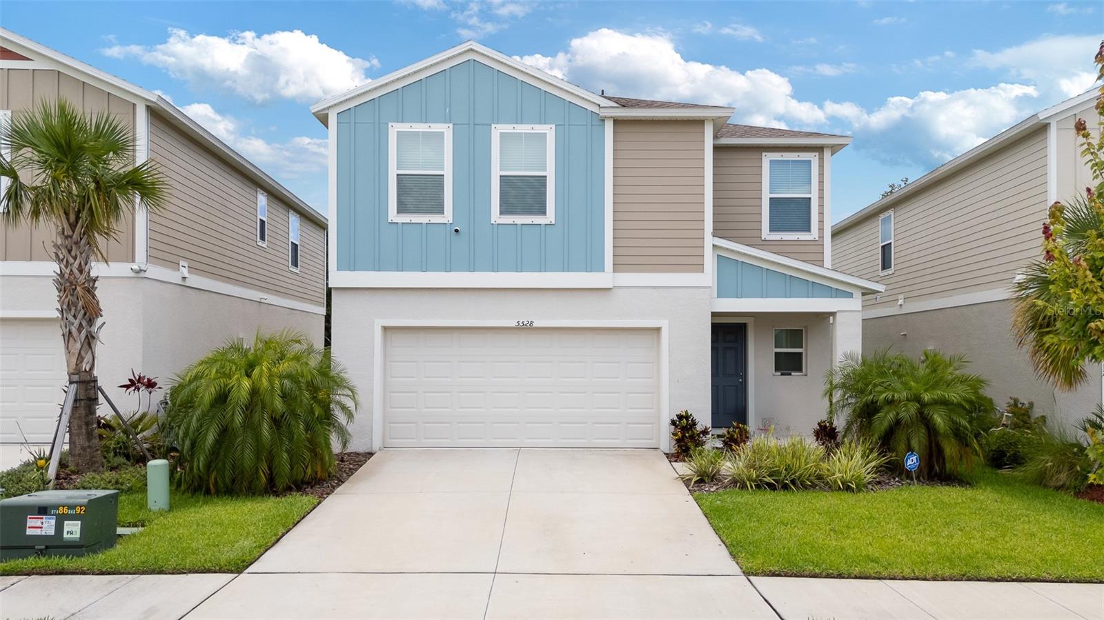 5528 Summer Sunset Dr photo 1