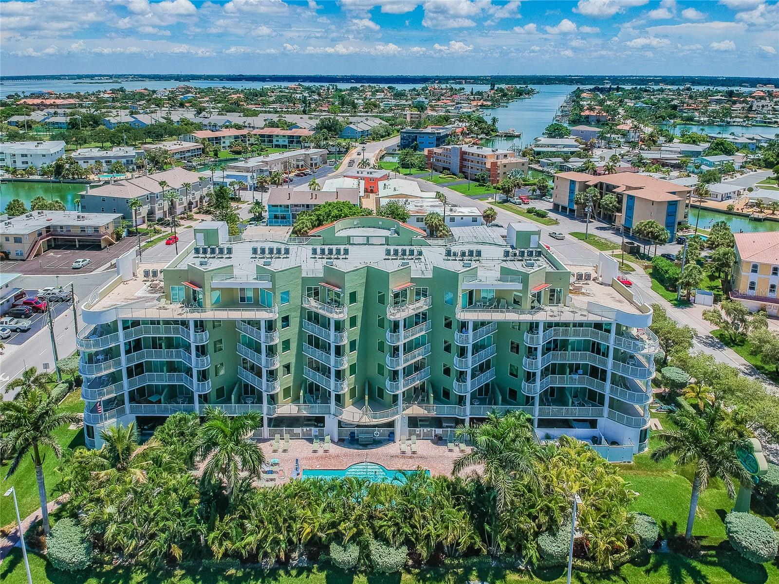 11605 Gulf Blvd #402