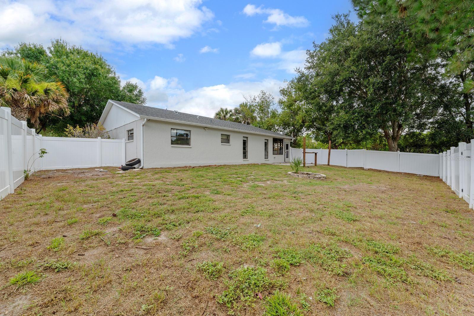7505 Bramblewood Dr