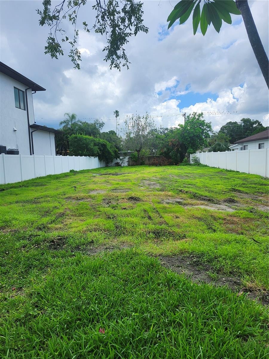 507 Danube Ave photo 1