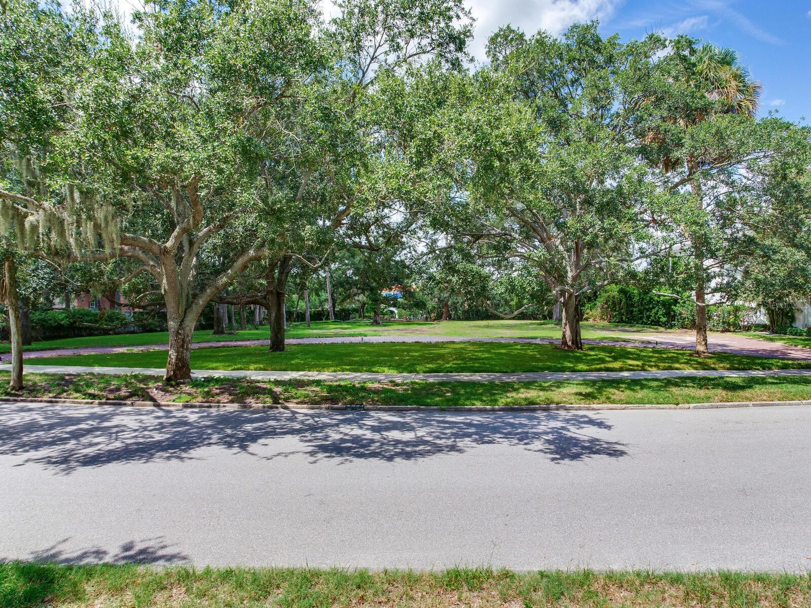 5001 S Shore Crest Cir