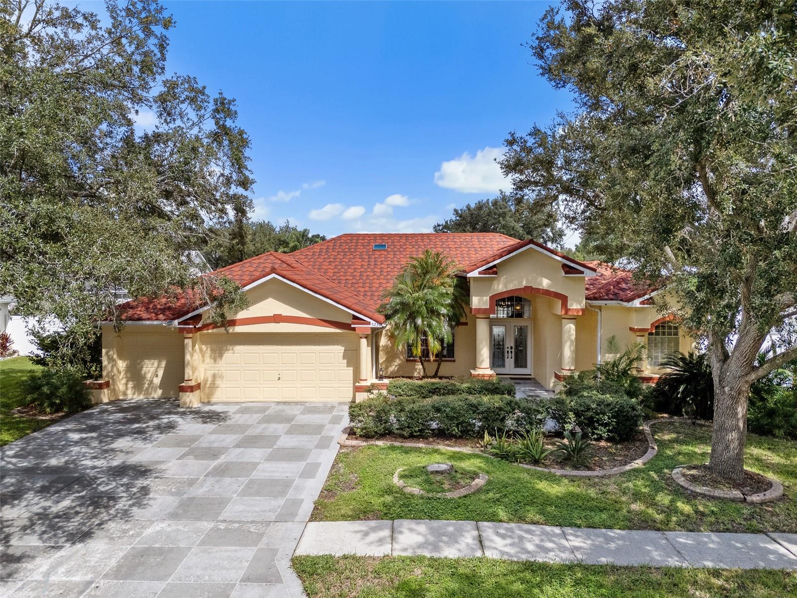 5230 Halstead Ln photo 1