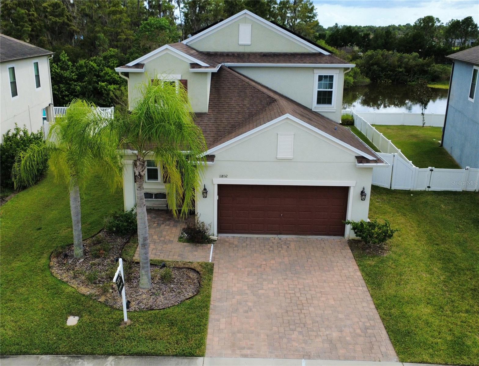 11832 Lake Blvd photo 1