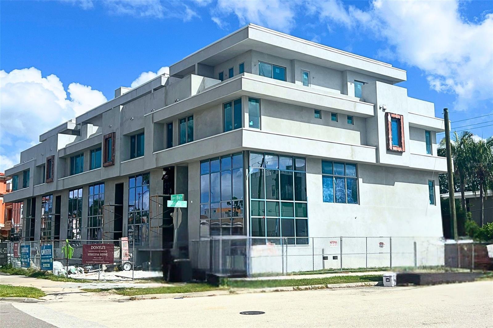 85 Davis Blvd #D