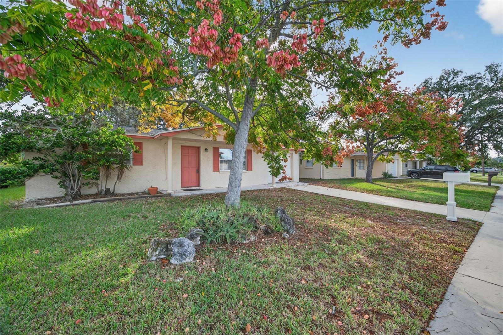 10102 Glen Moor Ln