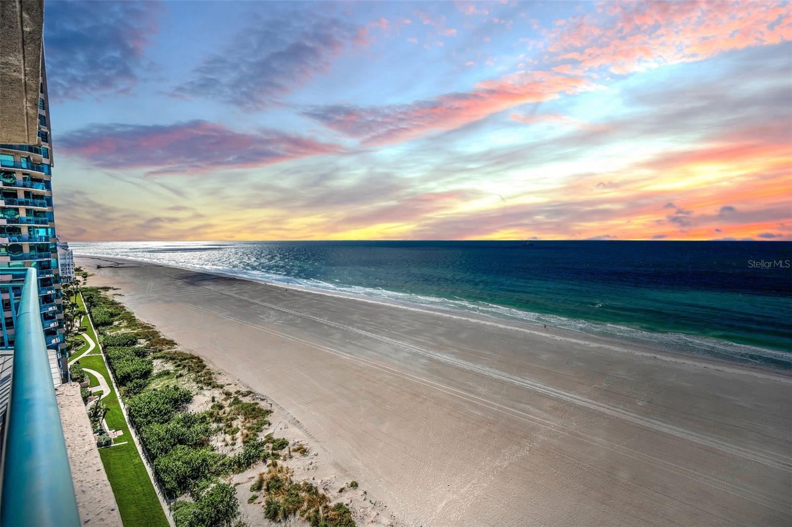 1520 Gulf Blvd #1101 photo 1
