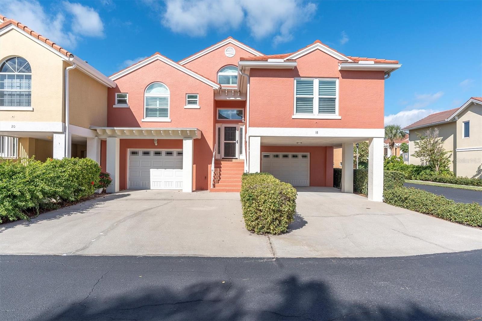 18 Jefferson CT S