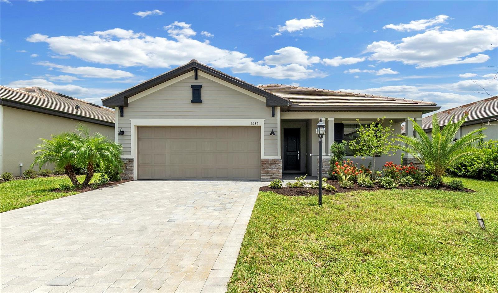 5239 Coral Reef Way photo 1