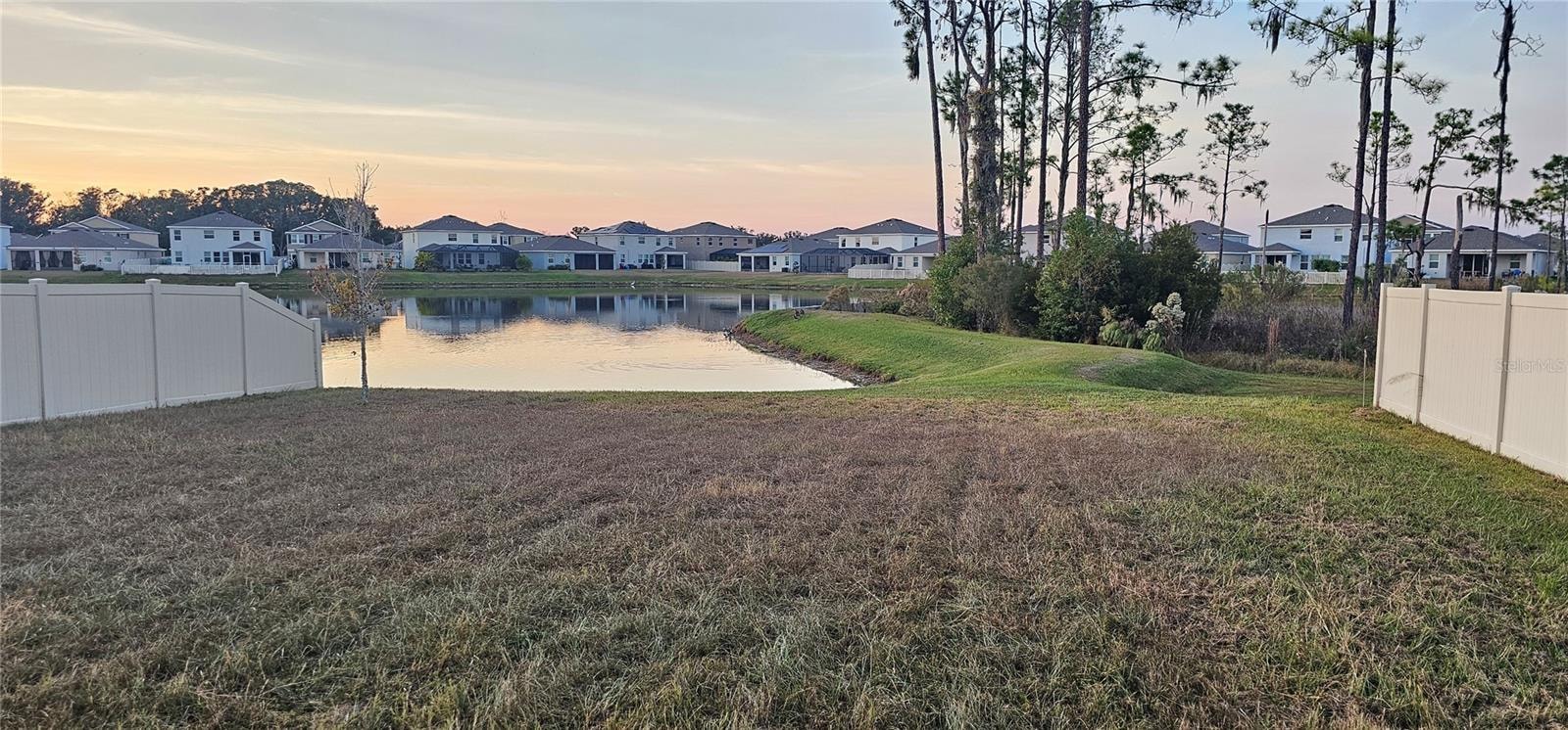 1220 Tahitian Sunrise Dr