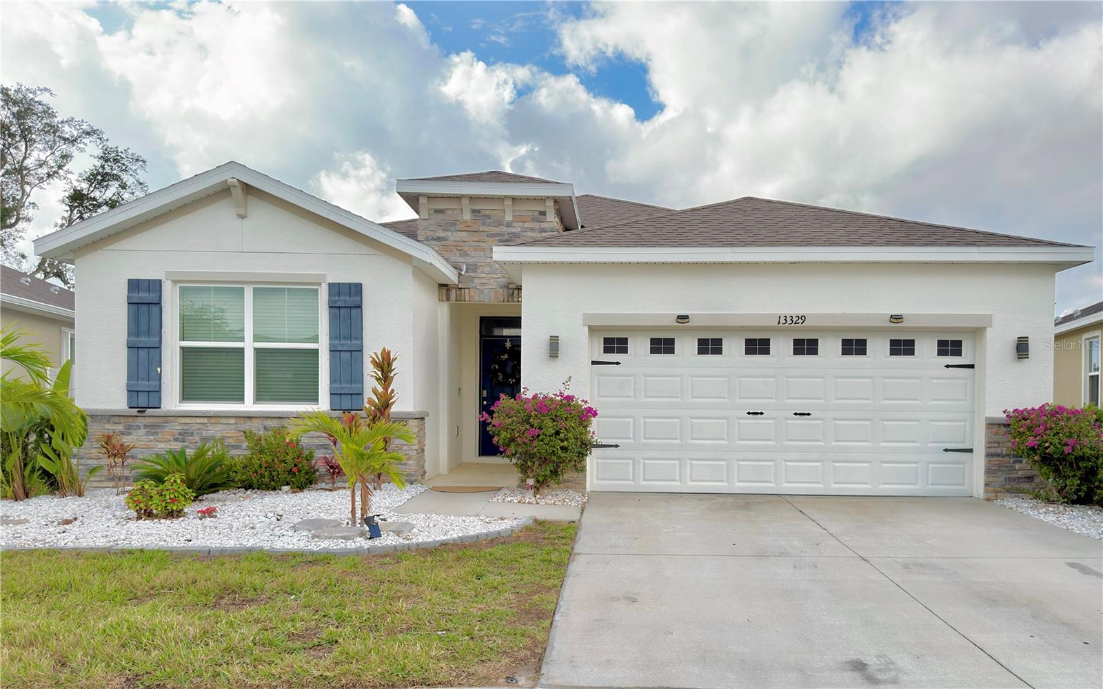 13329 Waterleaf Garden Cir photo 1