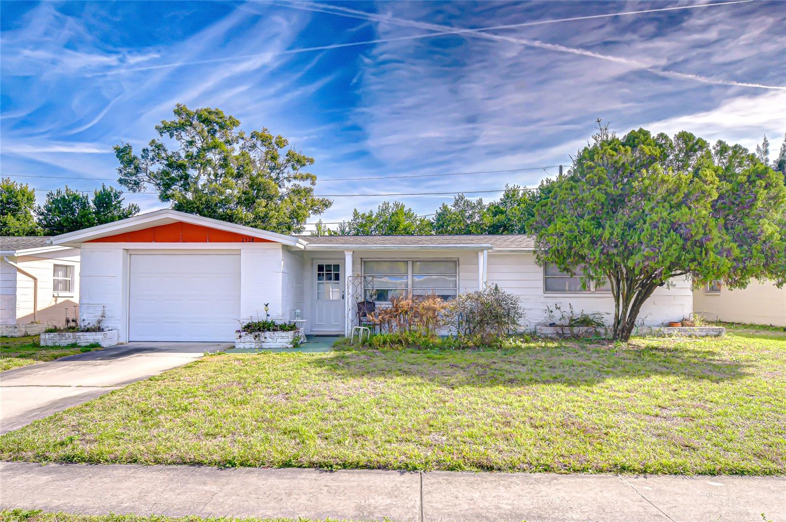 2128 Shannon Dr photo 1