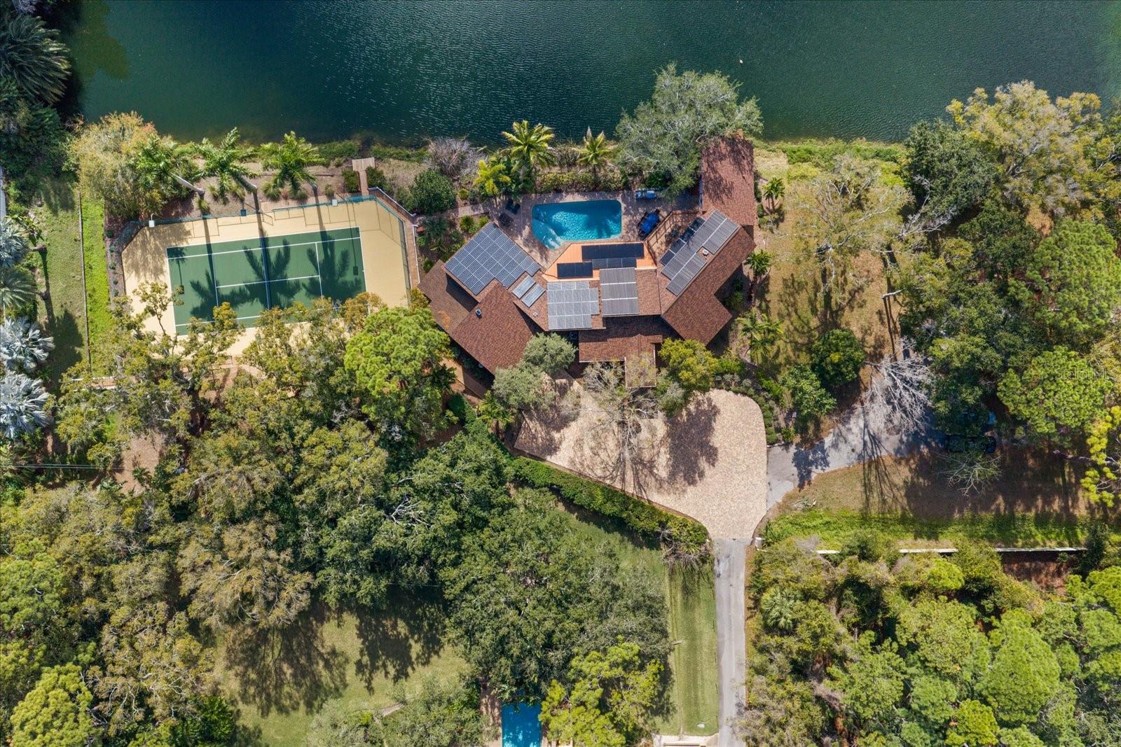 2402 Pine Hammock